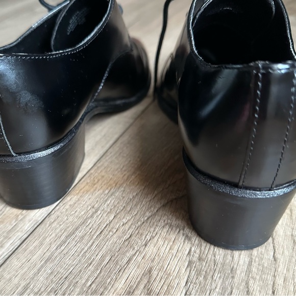 Marc Fisher Black Leather Lace-Up Shoes - Picture 12 of 16